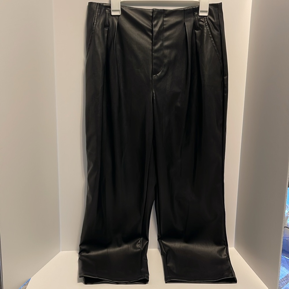 Who What Wear Women’s Size 12 Black Pleated Faux Leather Wide Leg Pants Trousers